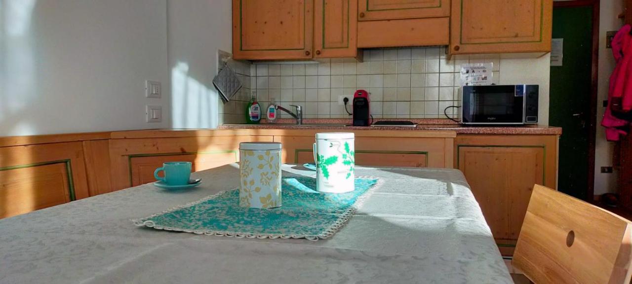 דירות פלקאדה La Casa Degli Gnomi מראה חיצוני תמונה